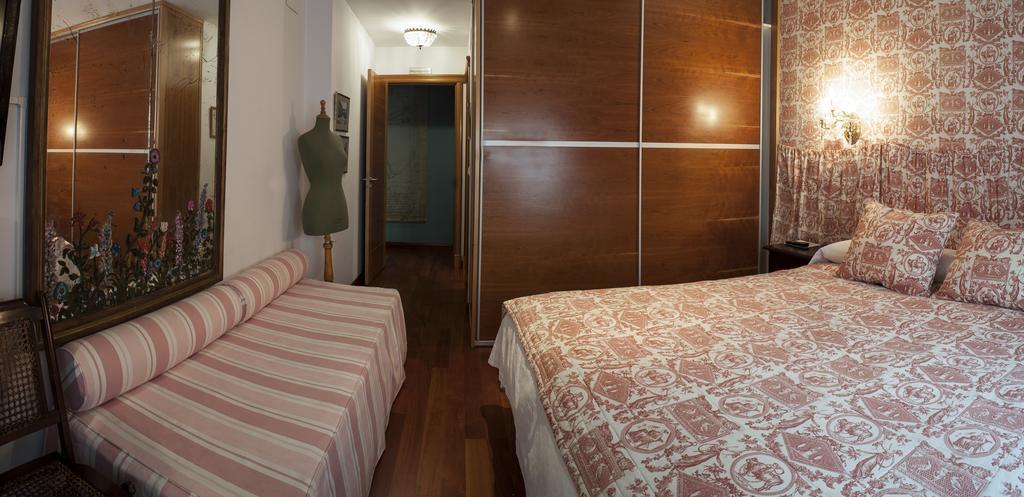 Ch Hostal Victoria Cuenca  Exterior foto